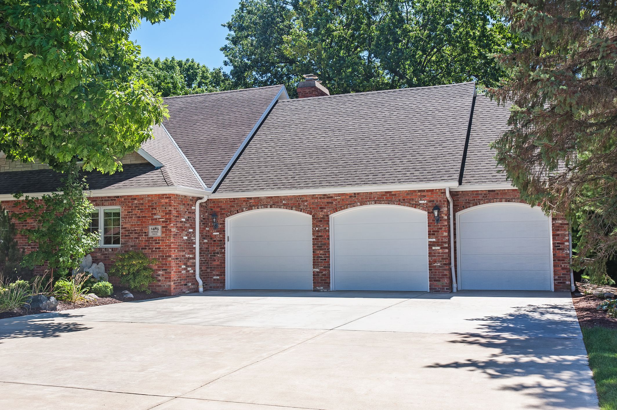 three car white arched top garage door by chi ohd