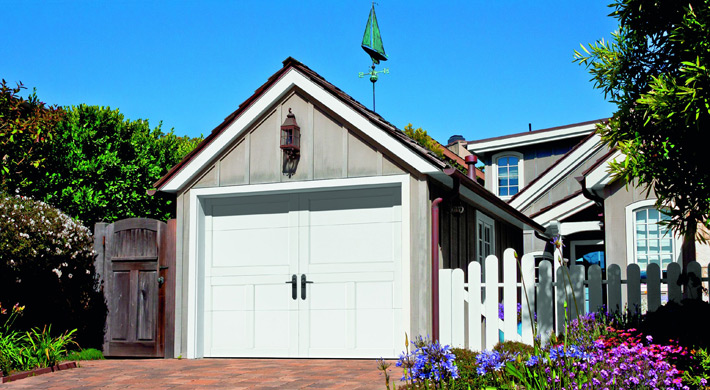one car carriage house garage door by amarr