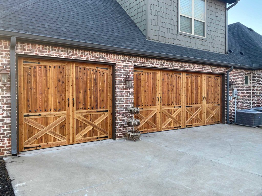 Who Are the Best Garage Door Repair Companies in Midlothian? Doorvana