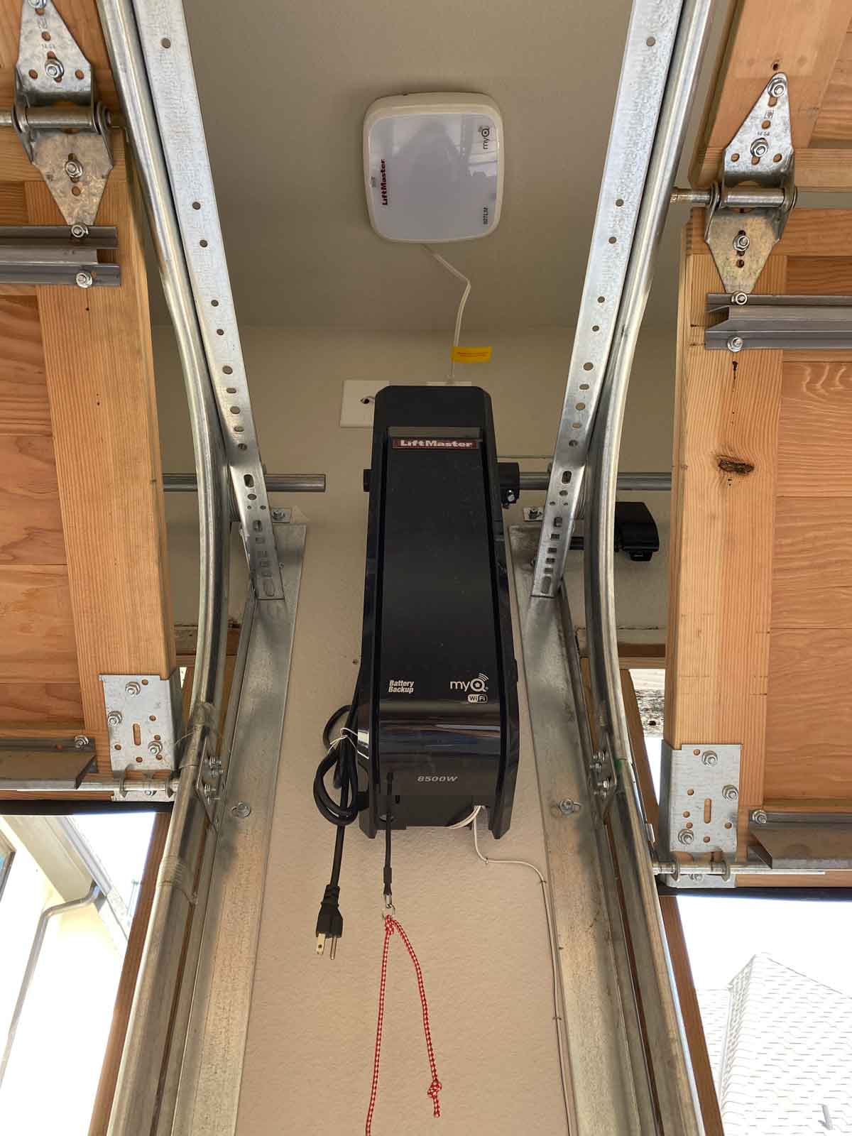 liftmaster-8500w-installed