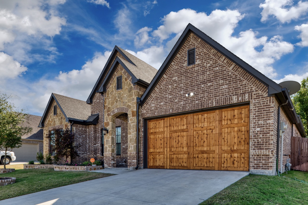 cedar garage door 104