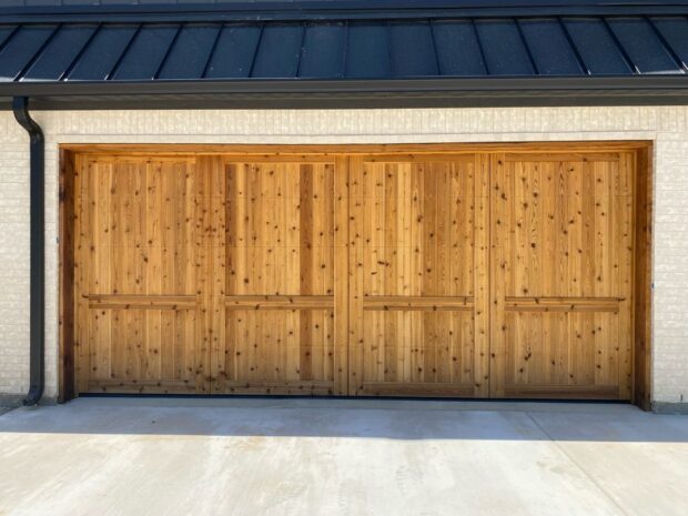 18x8 doorvana signature carriage house garage door